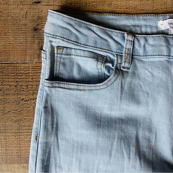 Forever 21 Split Bell Bottoms Light Wash 30 - Picture 6 of 7